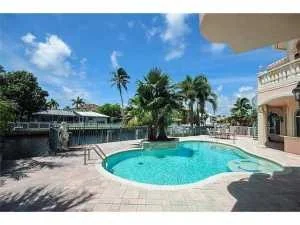 Photo of 942 Allamanda Drive
