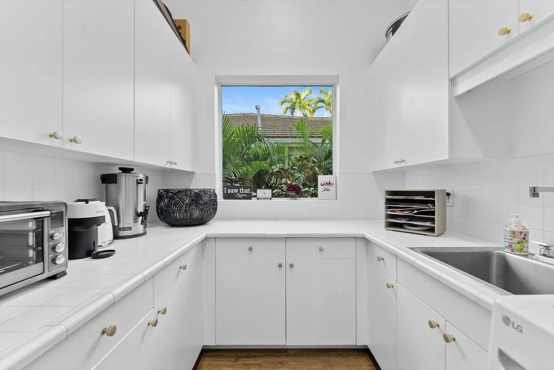 Photo of 7955 Mandarin Drive
