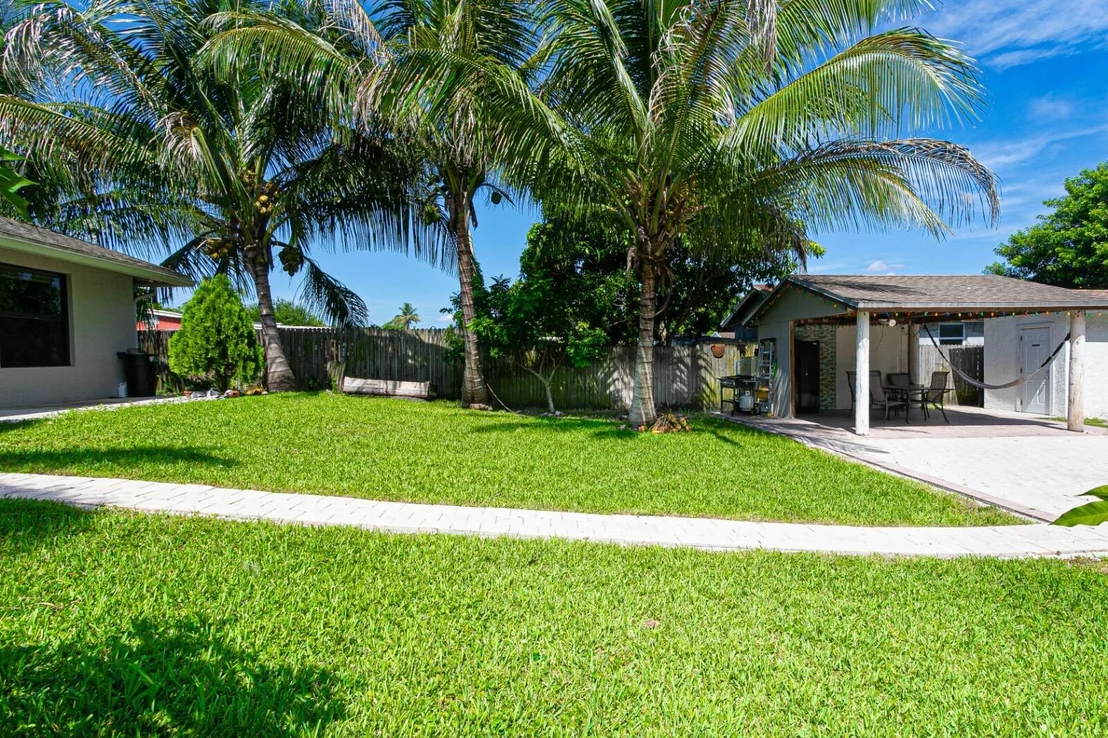 Photo of 5803 Lime Road