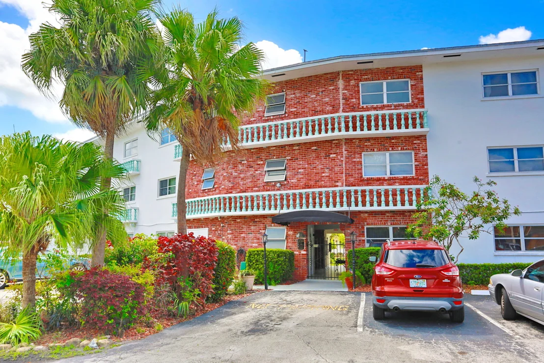 Photo of Unit 209 at 600 Pine Drive