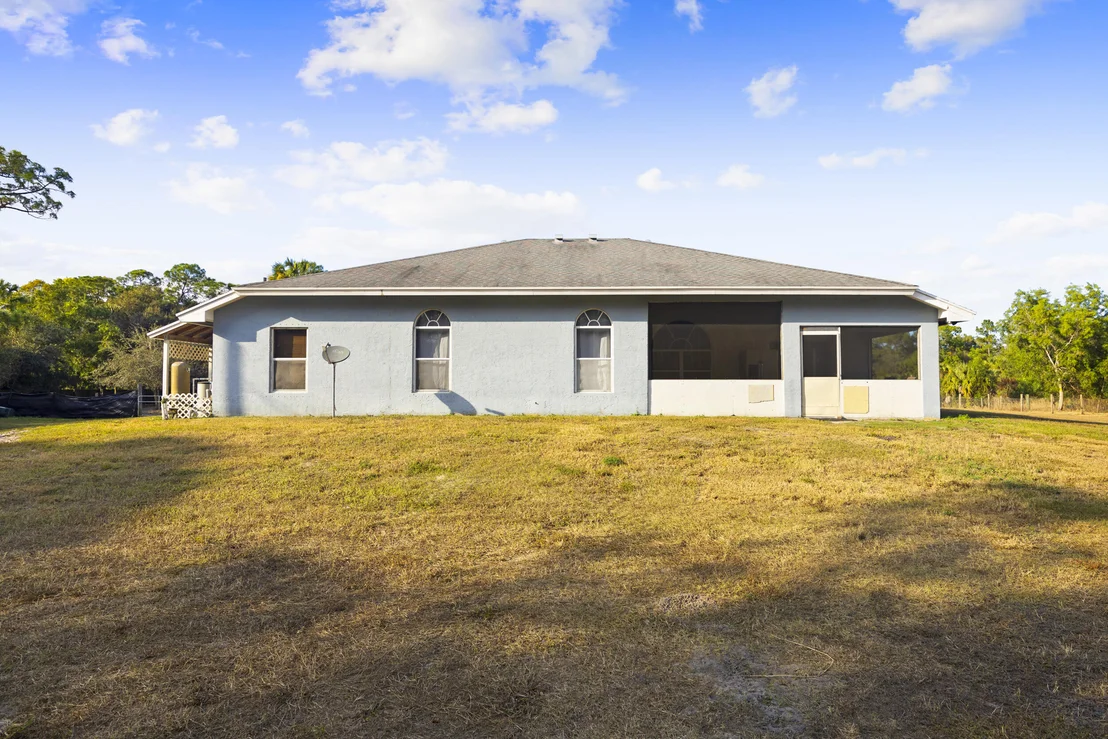 Photo of 4584 Windmill Road
