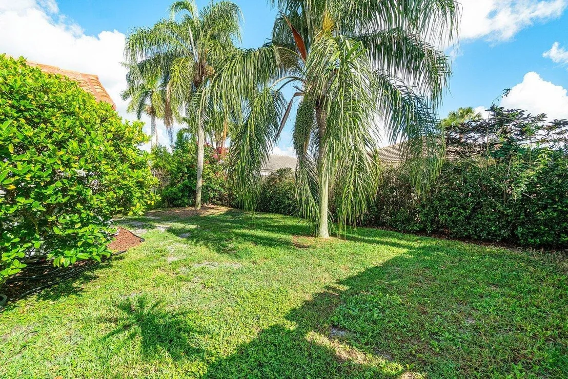 Photo of 1652 Oak Berry Circle