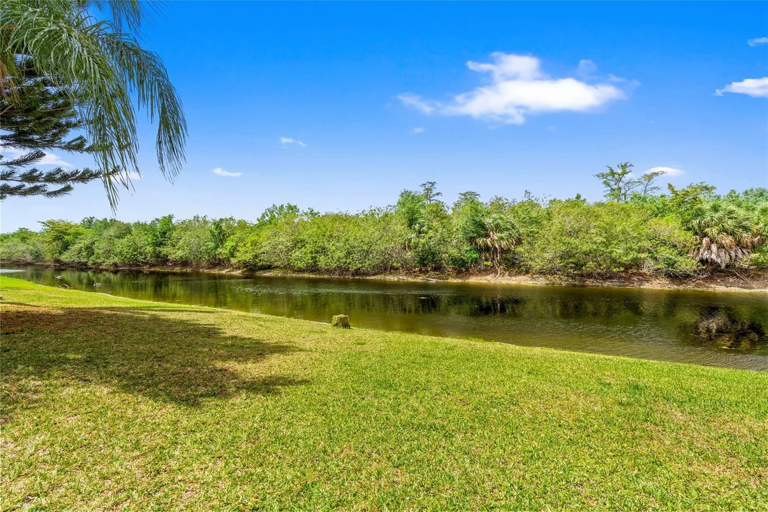 Photo of 18082 Clear Brook Circle