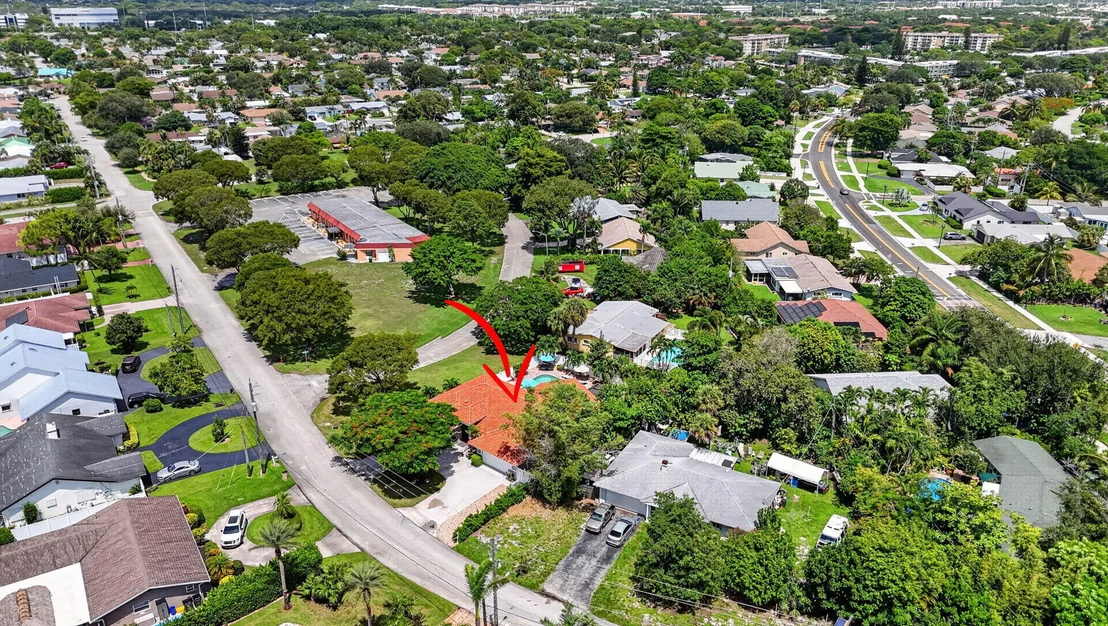 Photo of 703 AVOCET Road