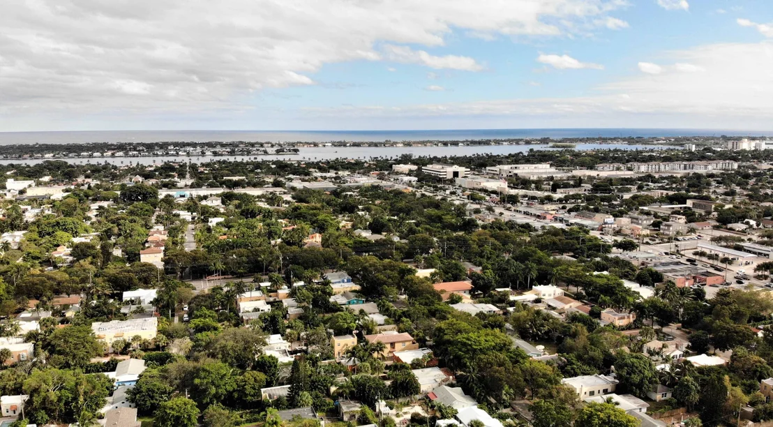 Photo of 918 Upland Road