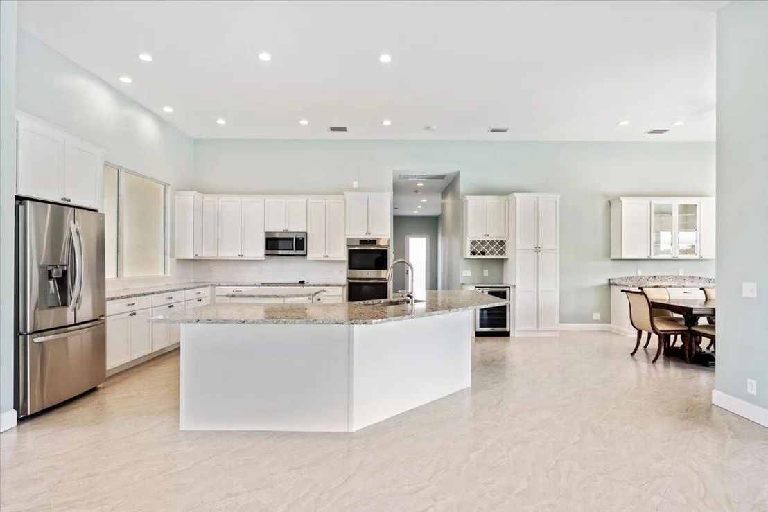 Photo of 14402 Laurel Trail