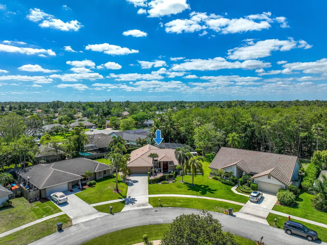 Photo of 818 Ivy Drive