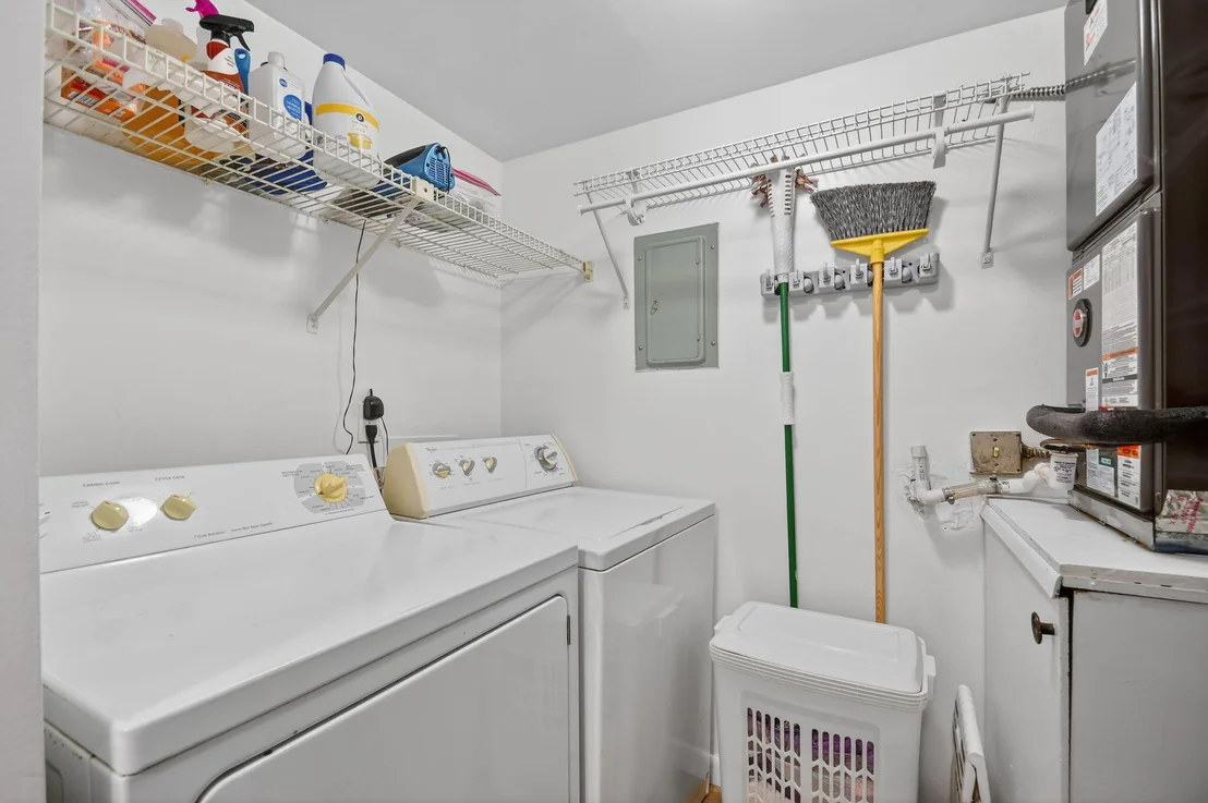 Photo of Unit D1 at 342 Pine Ridge Circle