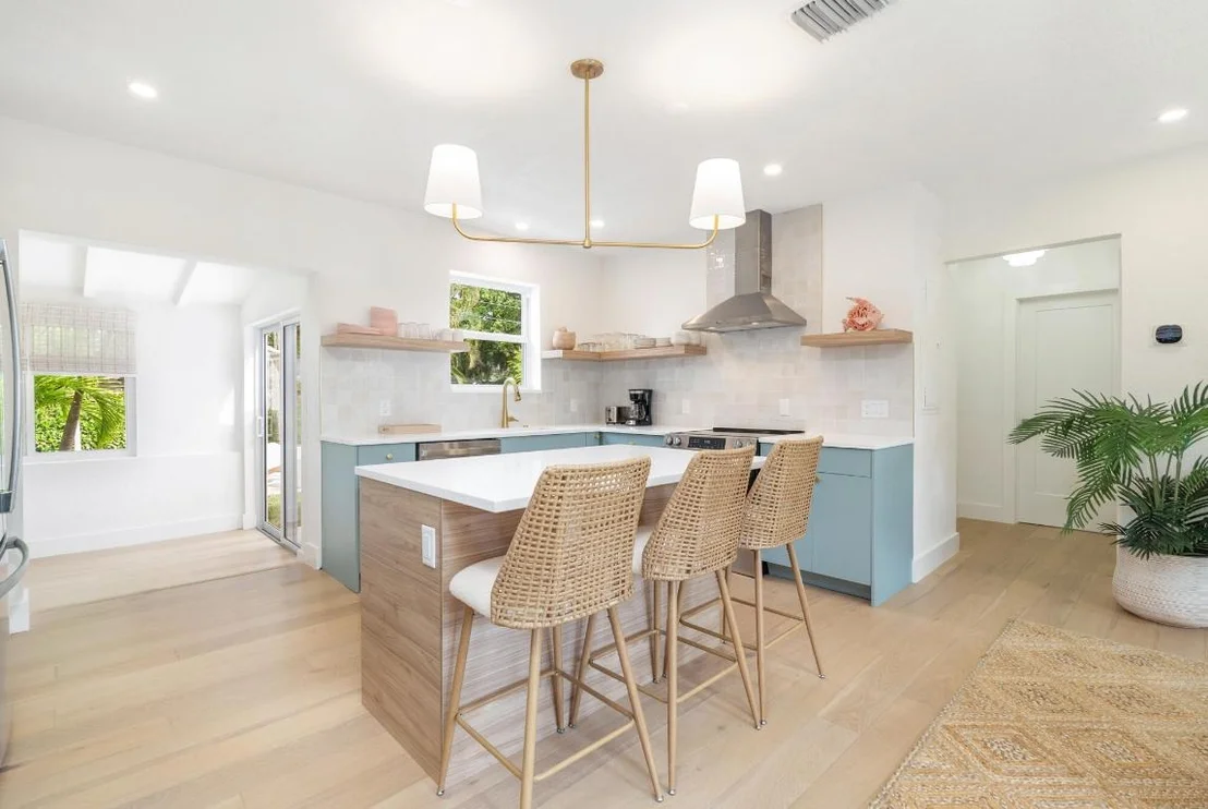 Photo of 353 Gregory Road