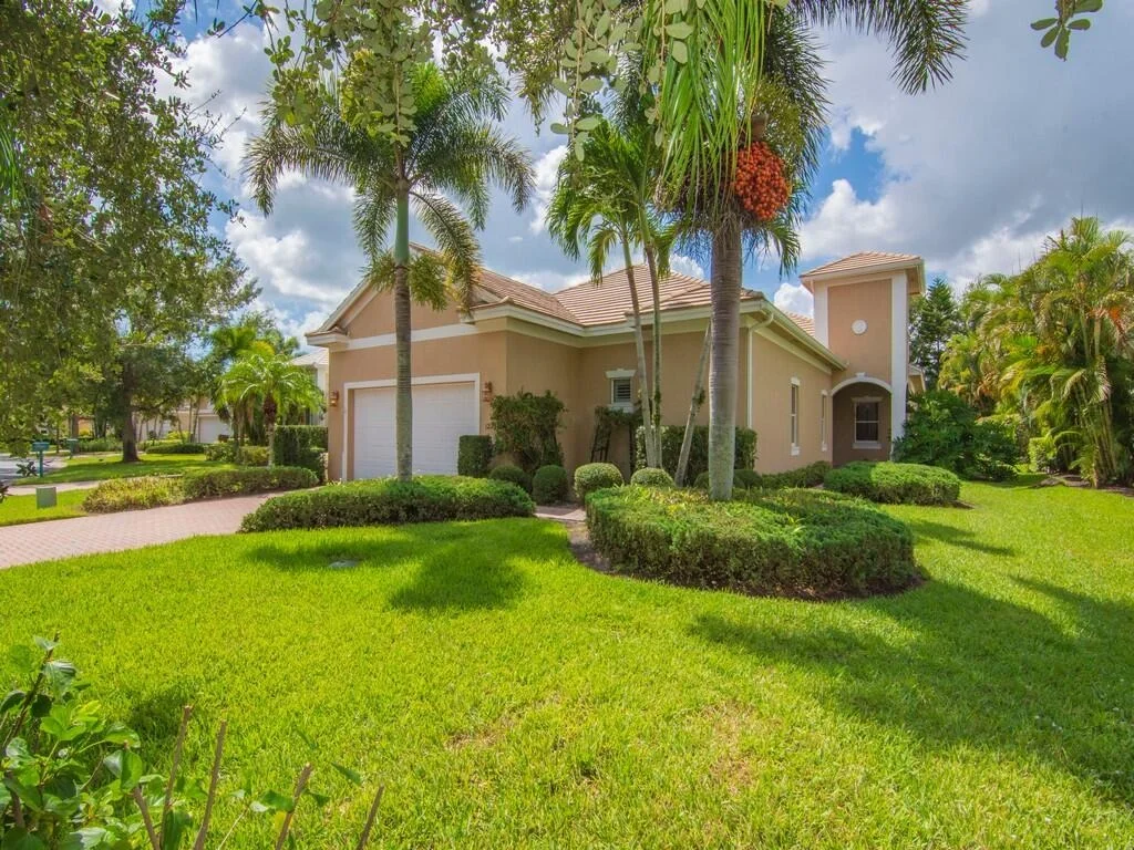 Photo of 1225 Riverwind Circle
