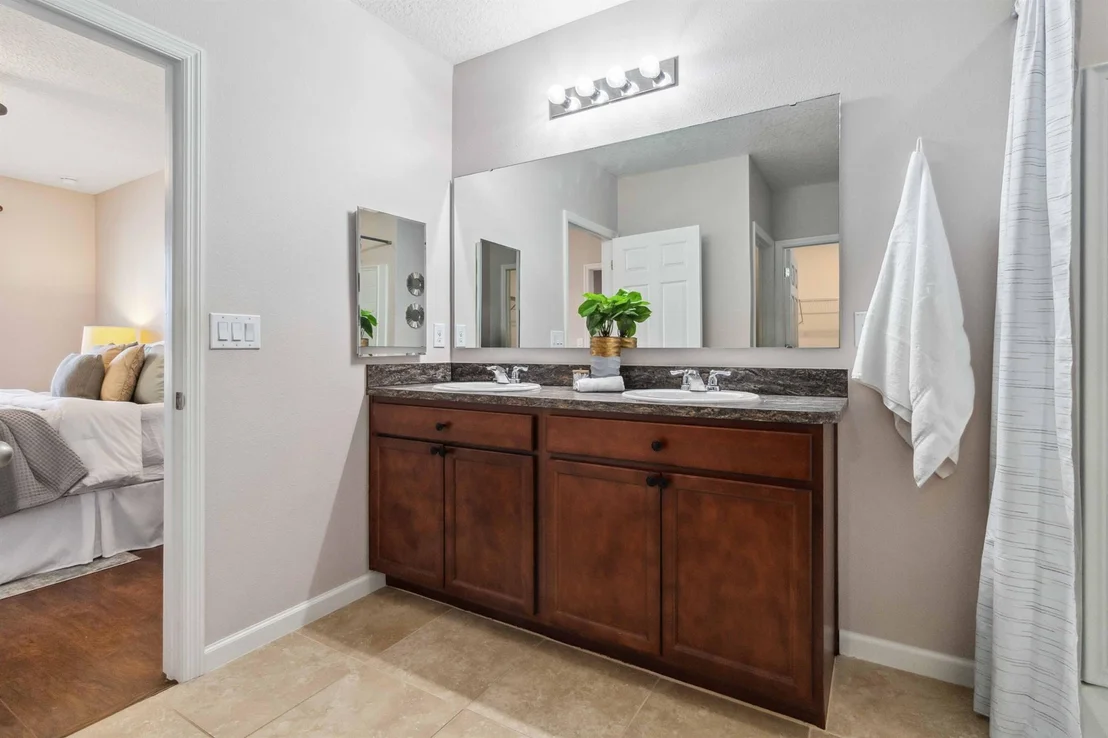 Photo of 280 Moray Drive