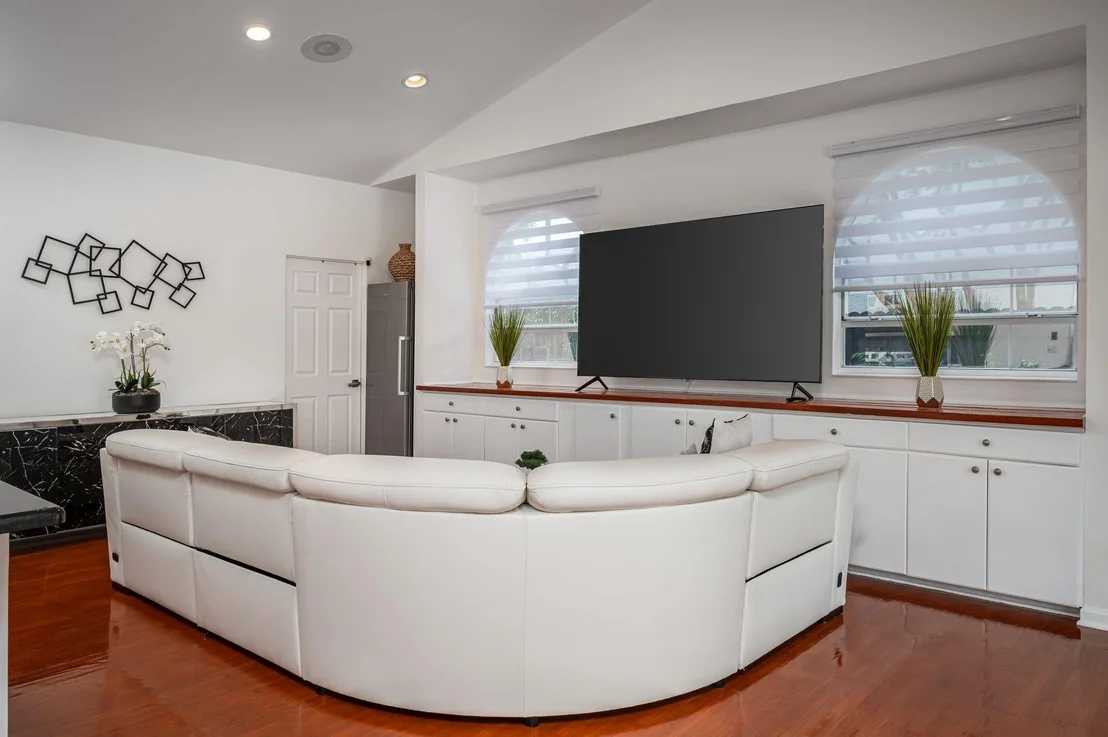 Photo of 16633 Golfview Drive