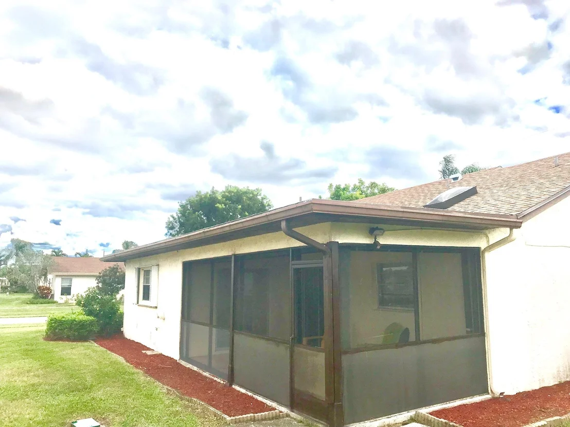 Photo of 6161 Stanley Lane