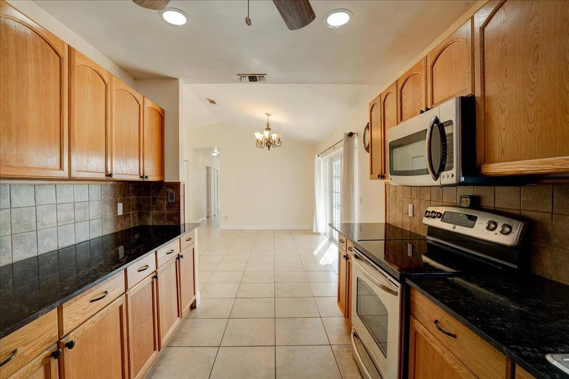 Photo of 4388 Mediterranean Road