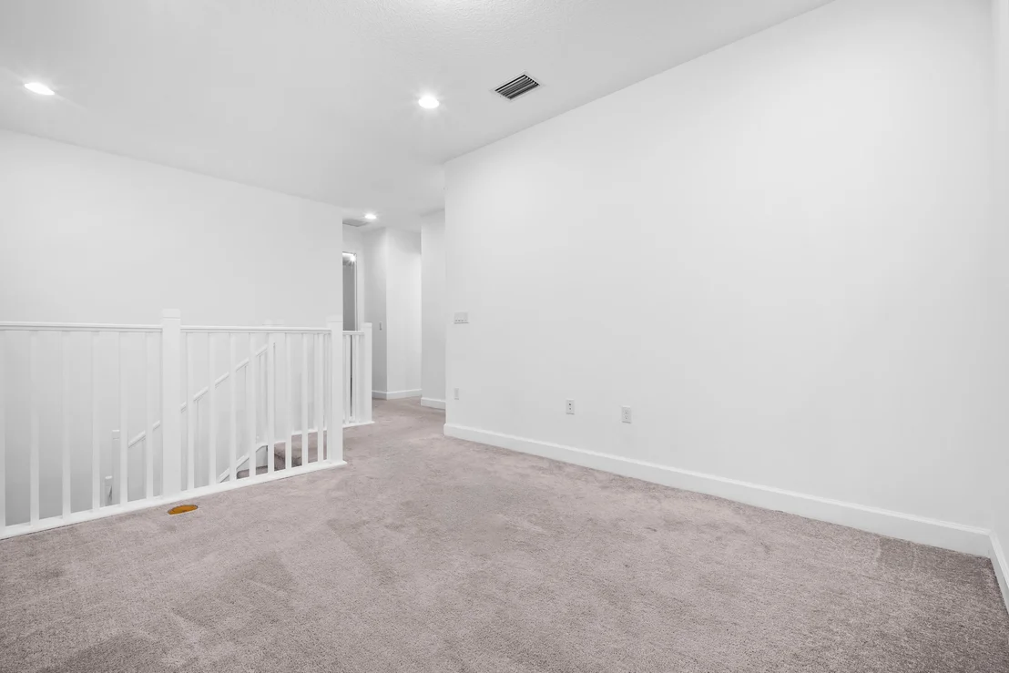 Photo of 1403 Thistle Place