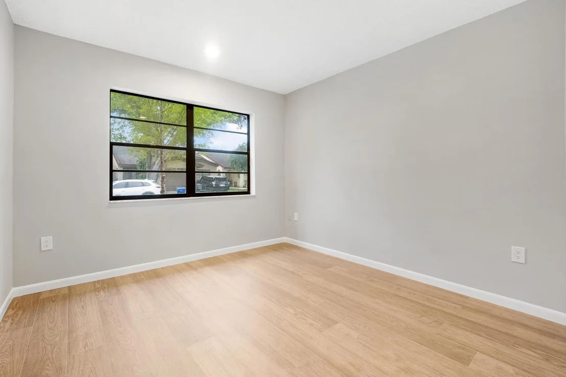 Photo of 6654 NW 174th Lane