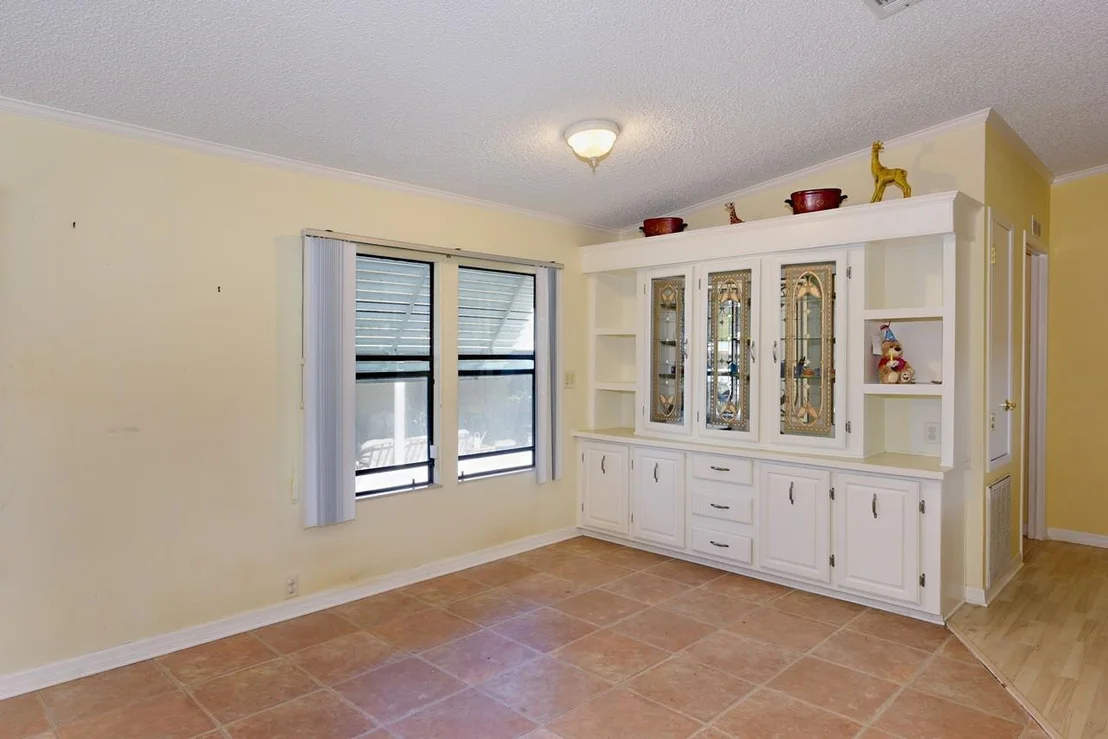 Photo of 550 Tarpon Drive