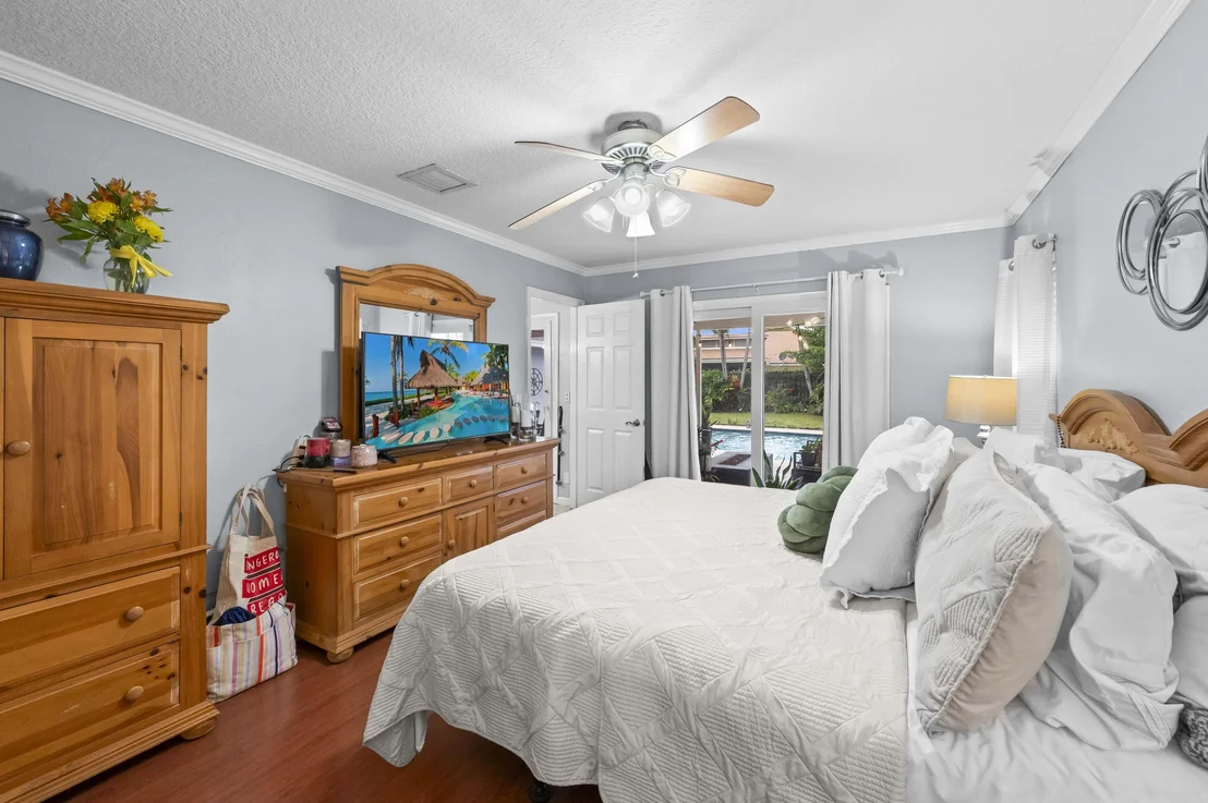 Photo of 6427 Travis Road