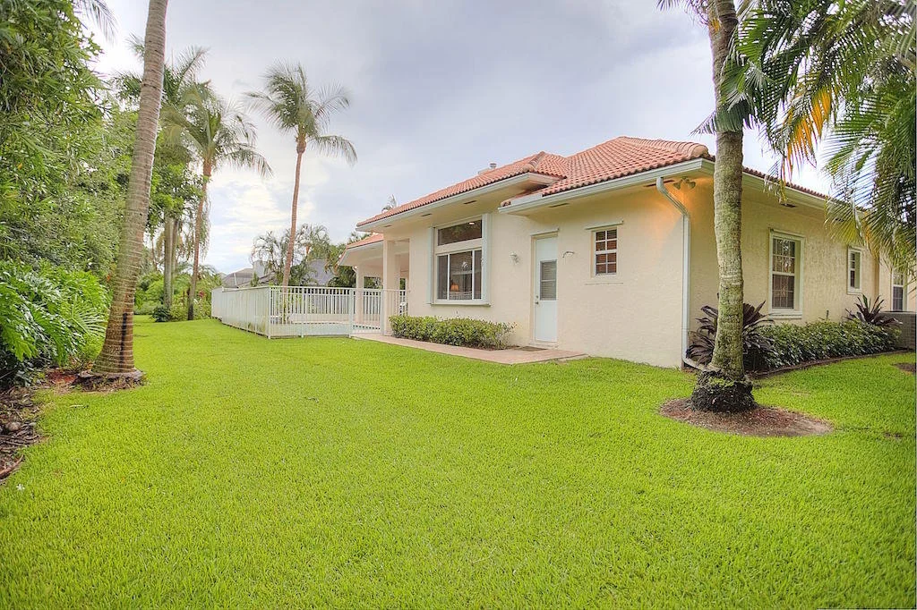 Photo of 4191 Gleneagles Drive