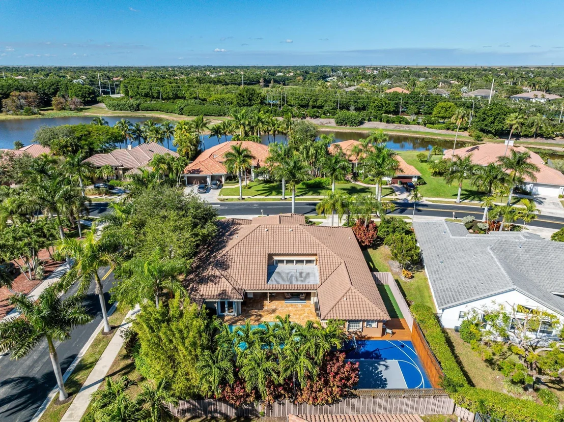 Photo of 378 Coconut Circle