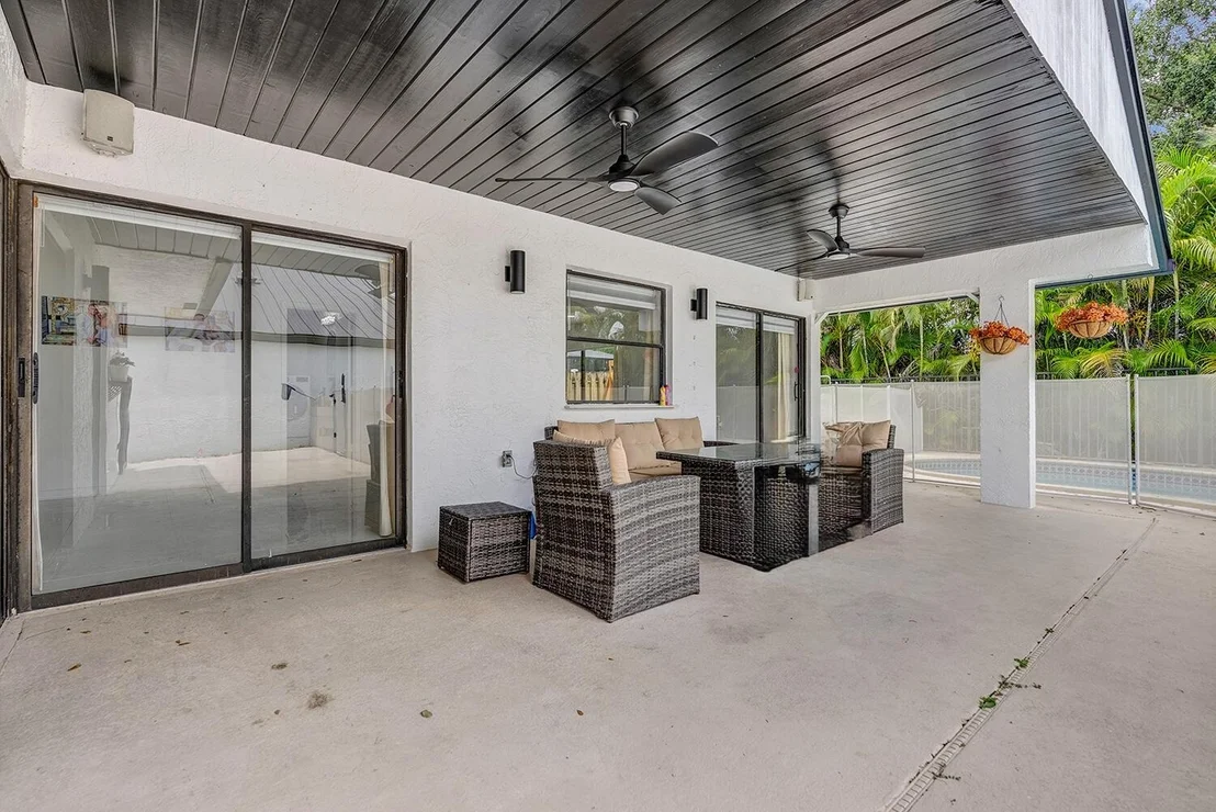 Photo of 21641 SUTTERS Lane