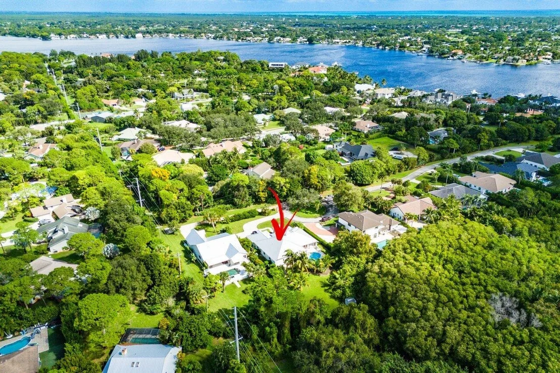 Photo of 5980 Our Robbies Road