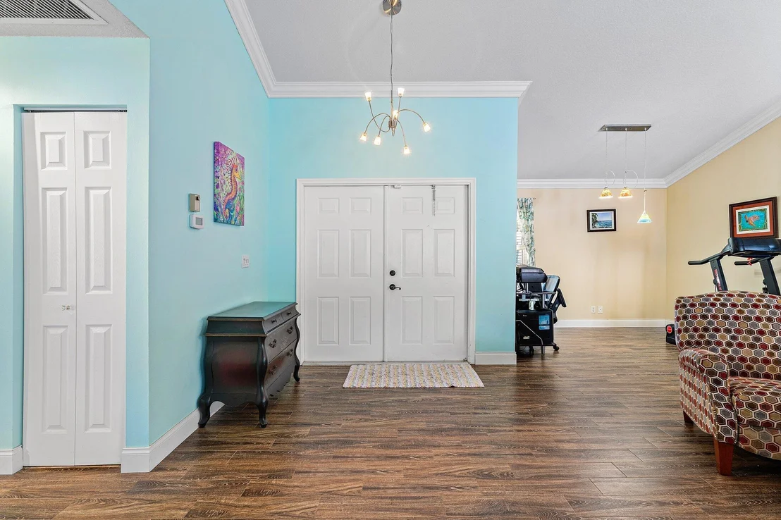 Photo of 9707 Sun Pointe Drive
