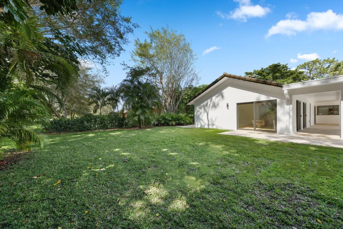 Photo of 6794 Giralda Circle
