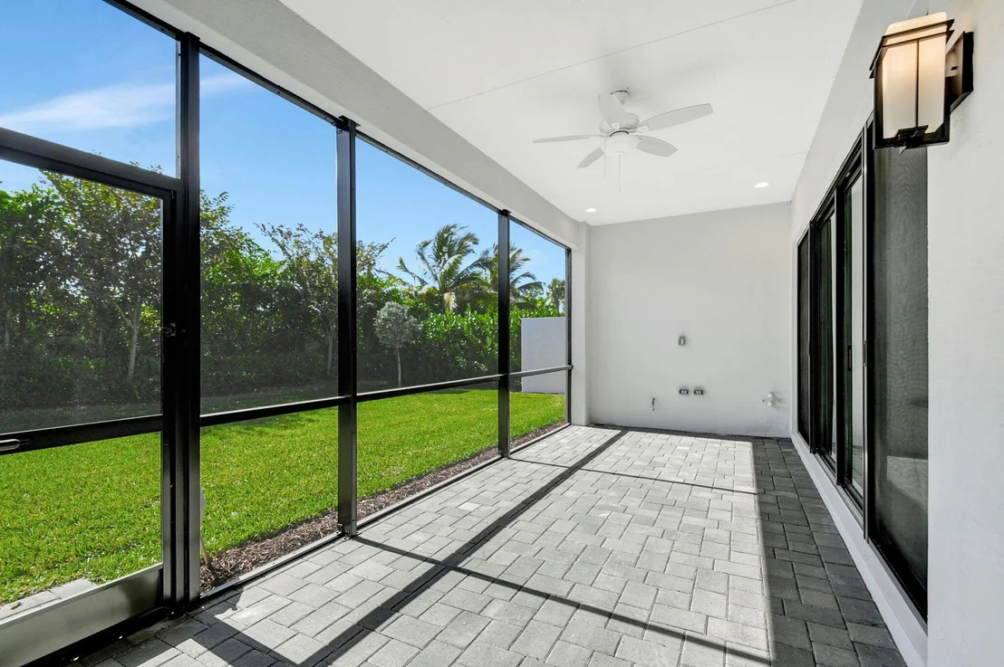 Photo of 9375 Mountain Pine Grove