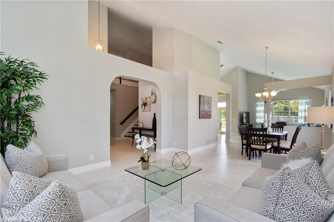 Photo of 560 Cascade Falls Drive
