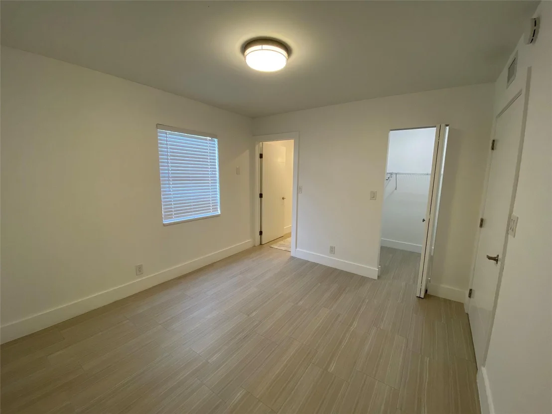 Photo of 1576 NW 3rd Way