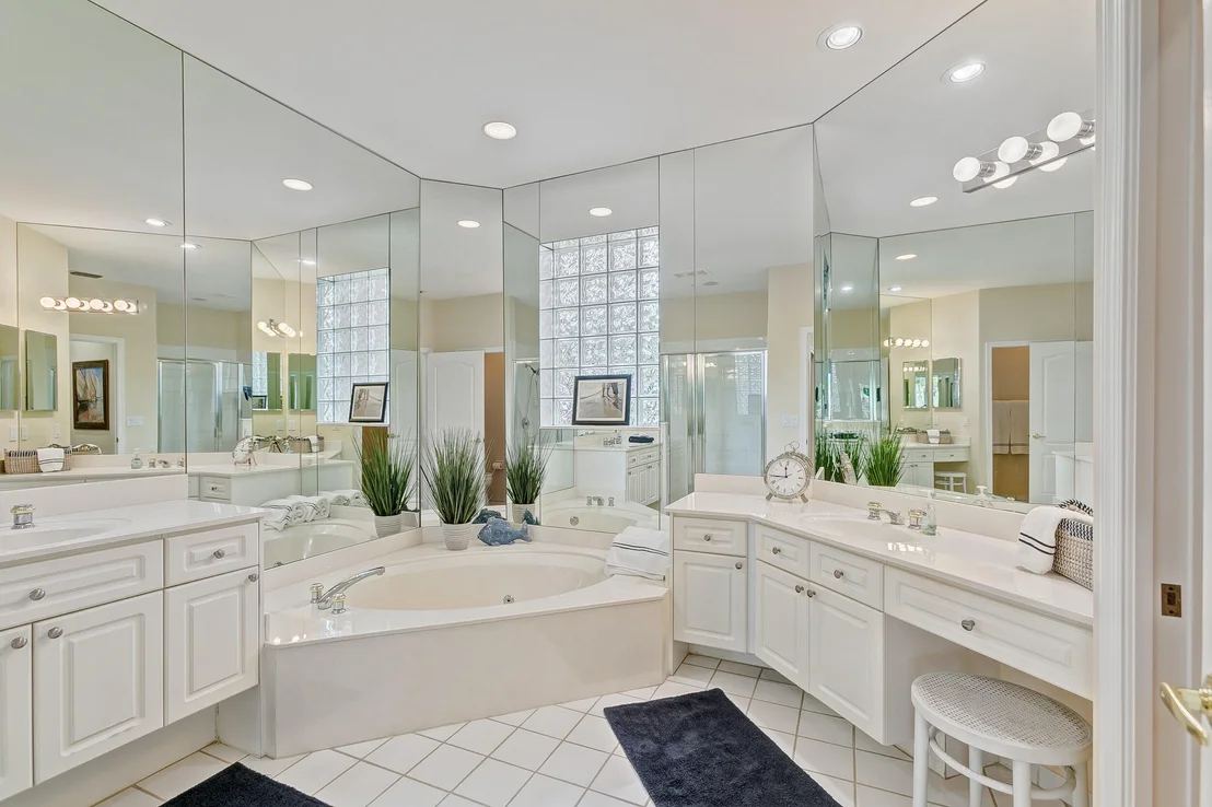 Photo of 738 Pinehurst Way