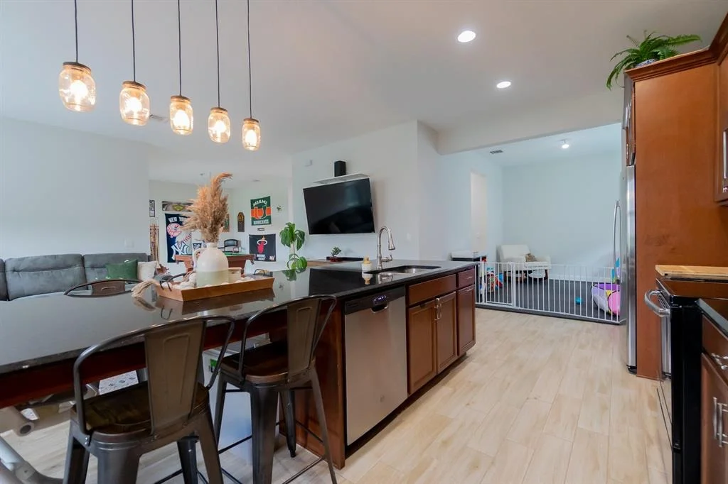 Photo of 15126 Goldfinch Circle