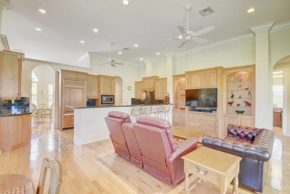 Photo of 137 Turnberry Drive