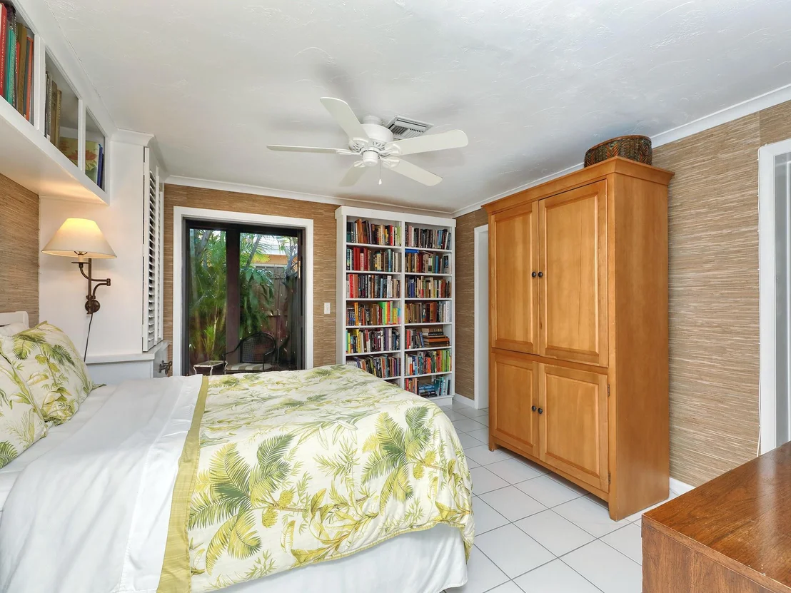 Photo of 1114 SE 14th Drive