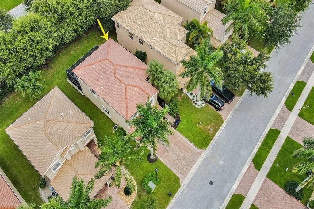Photo of 10597 Cocobolo Way