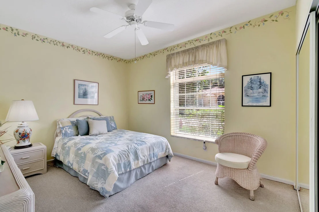 Photo of 5845 Seashell Terrace