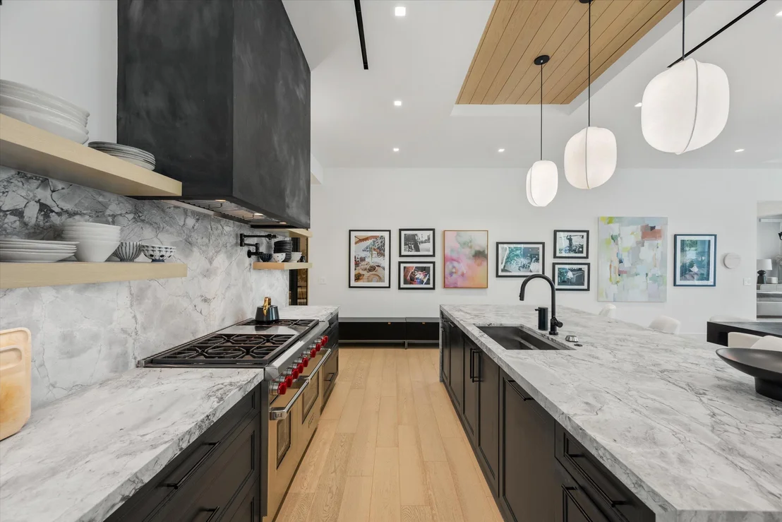 Photo of 745 Park Drive W