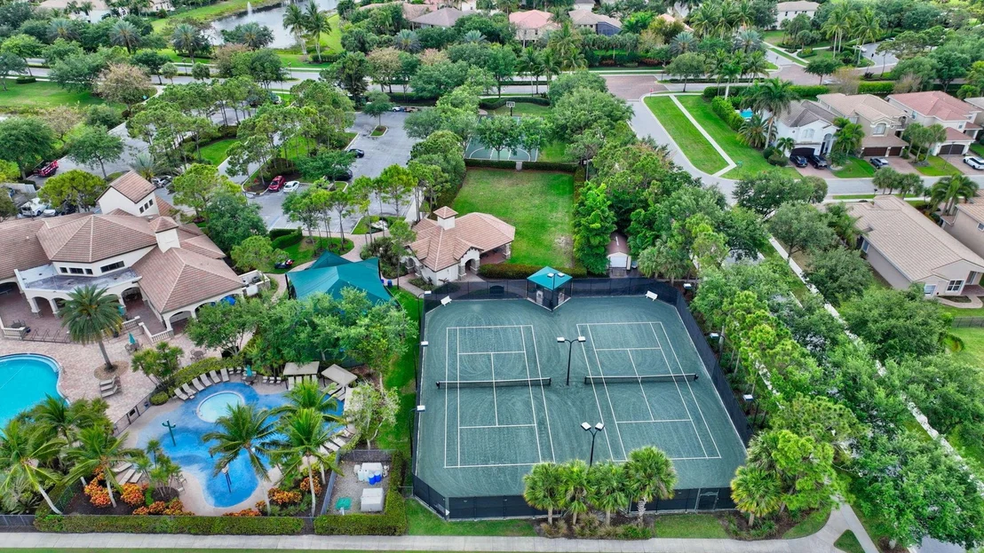 Photo of 10796 Castle Oak Drive