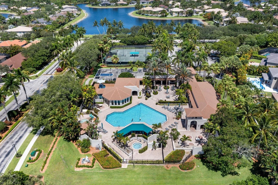 Photo of 19335 Skyridge Circle