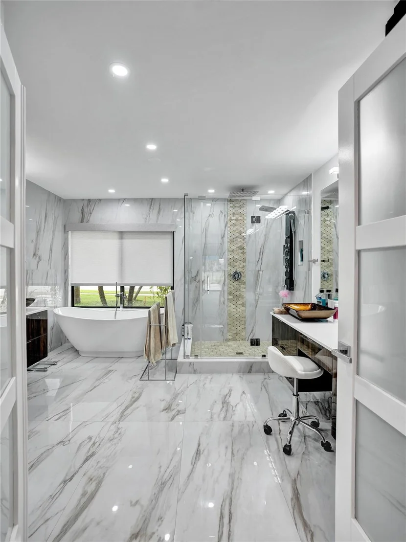 Photo of 10817 River Glenn Drive