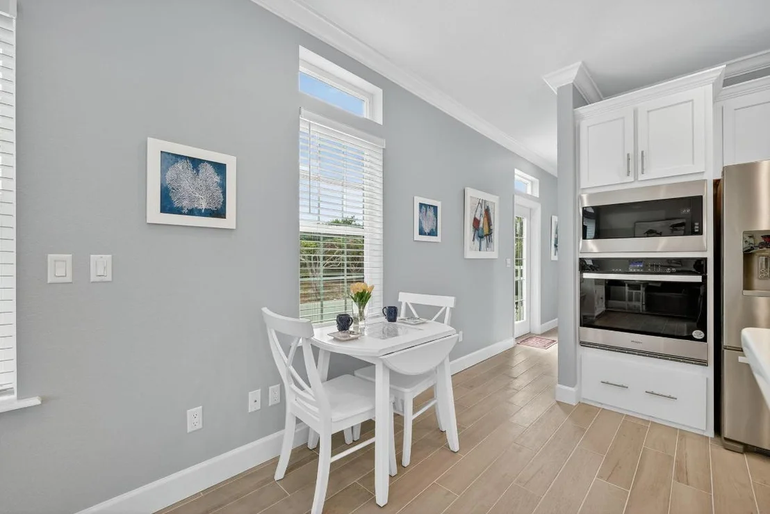 Photo of 301 NE Coastal Drive
