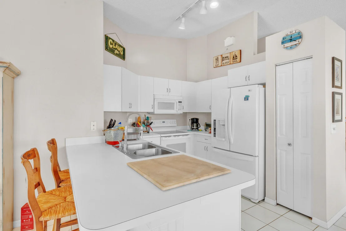Photo of 4255 NW 1st Drive
