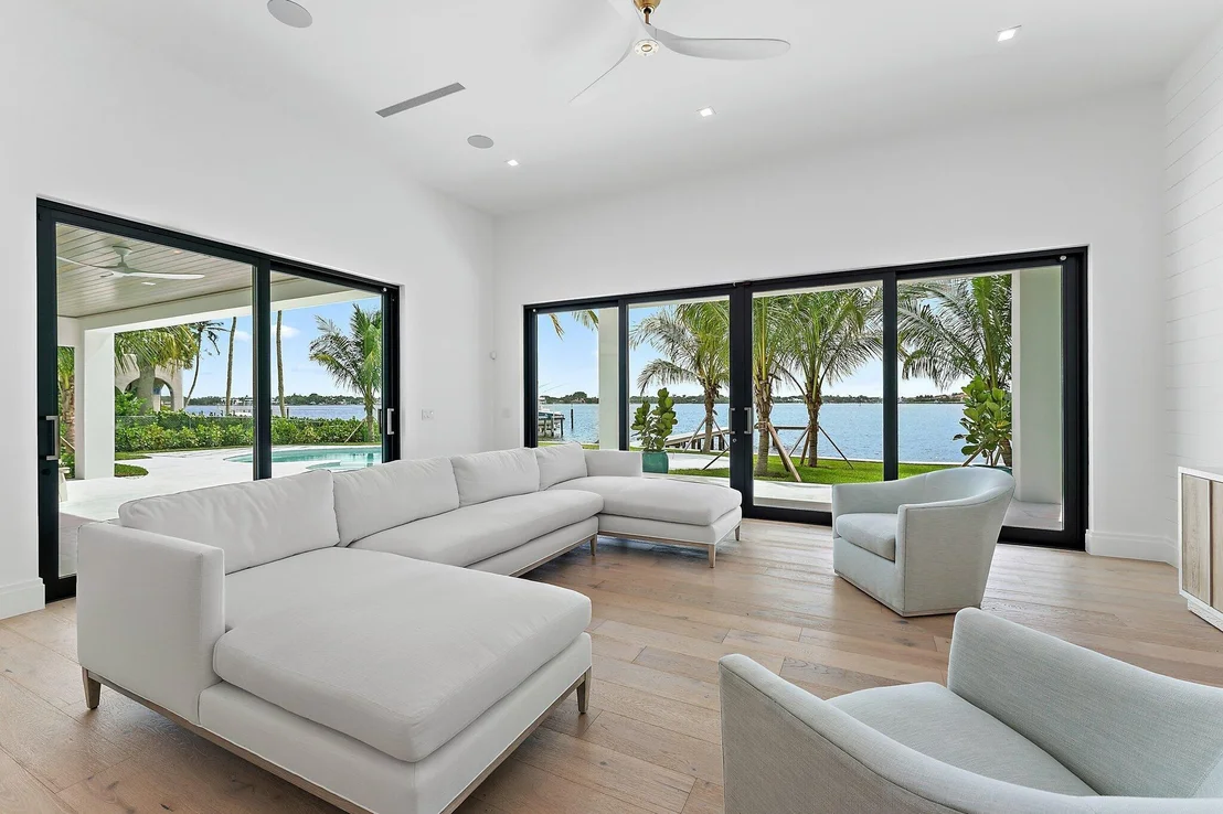 Photo of 21 Bay Harbor Road