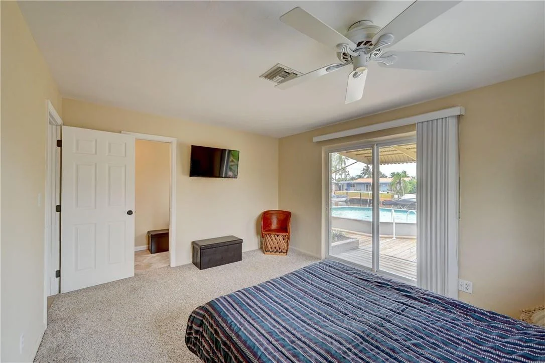 Photo of 660 SE 5th Avenue