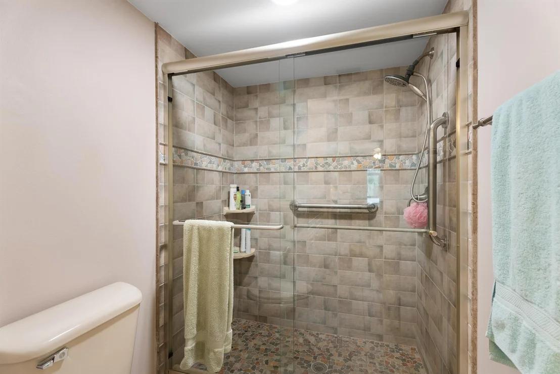 Photo of Unit D at 1101 Keystone Drive