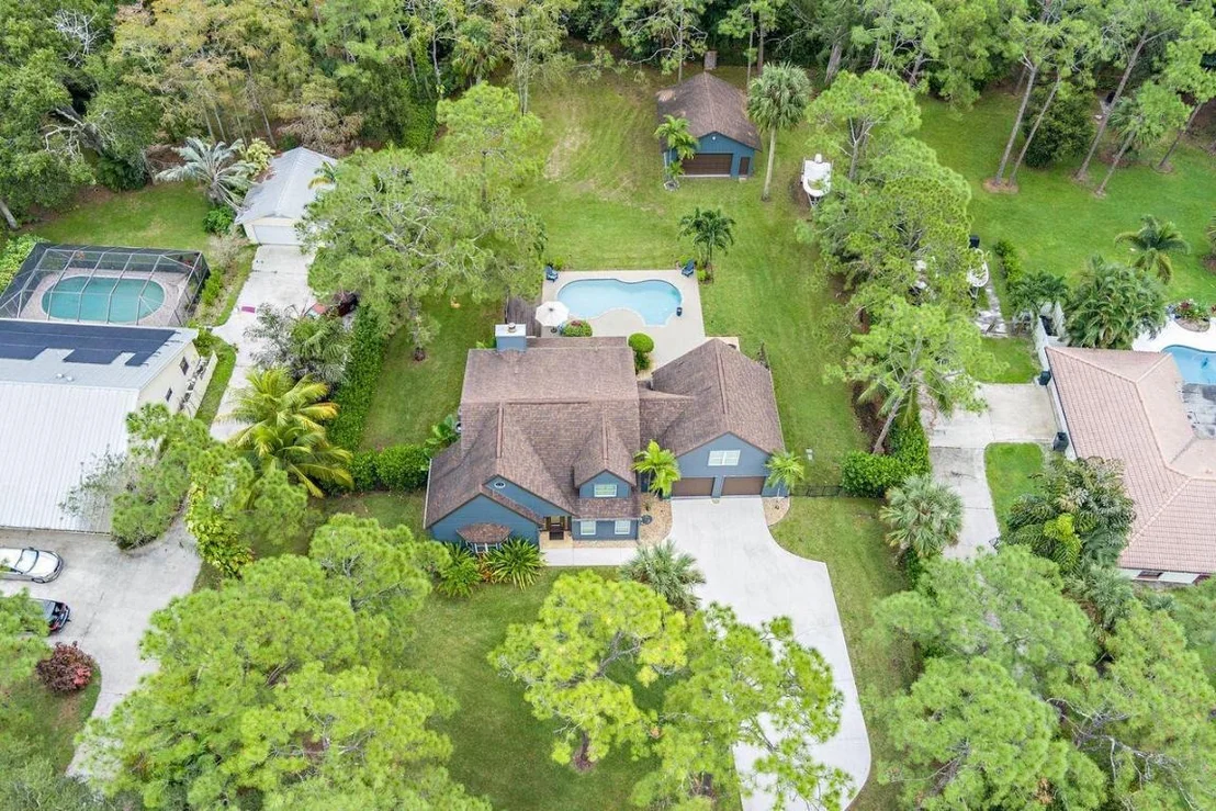 Photo of 10070 Trailwood Circle