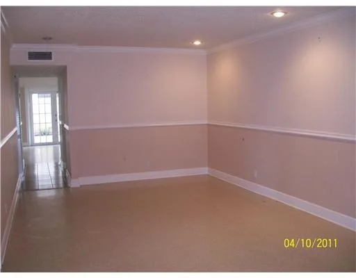 Photo of 5892 Albert Road
