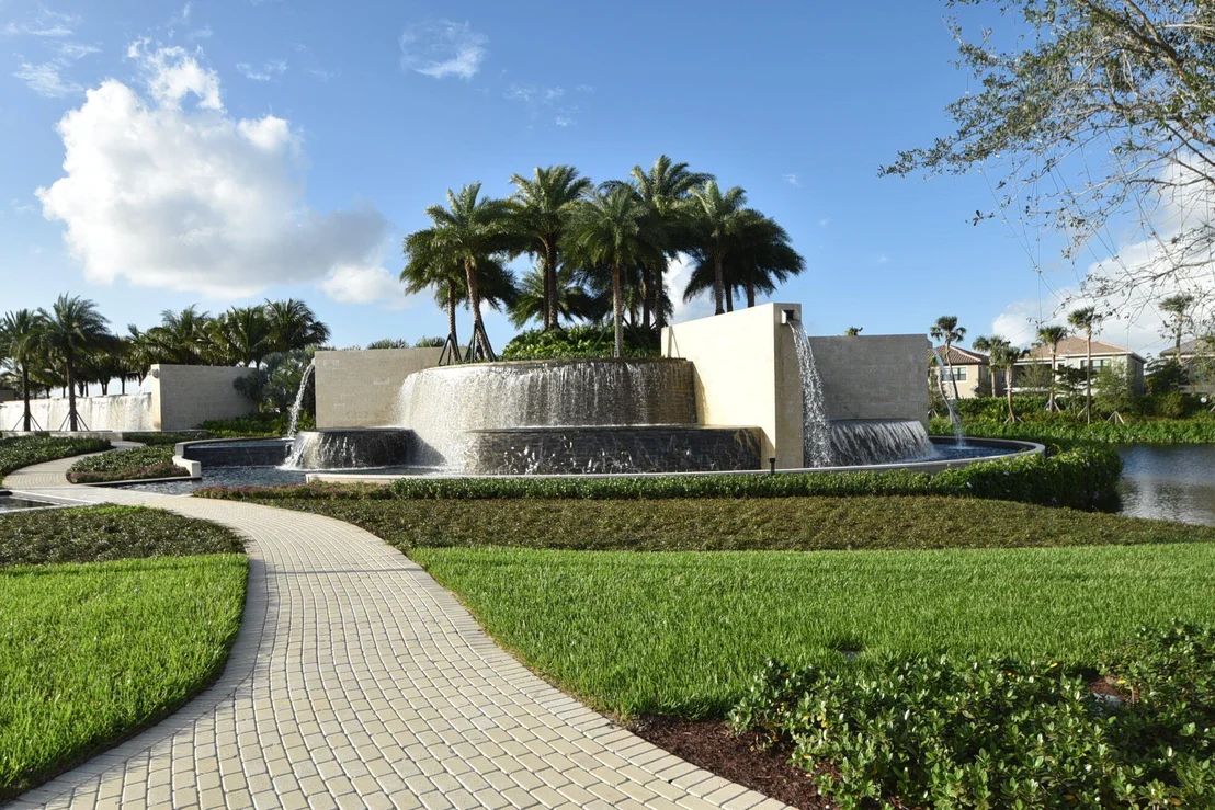 Photo of 16921 Pavilion Way