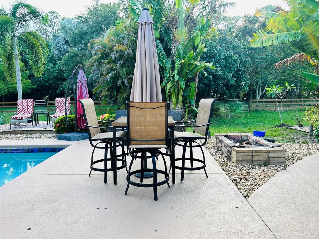 Photo of 16687 N 115th Avenue N